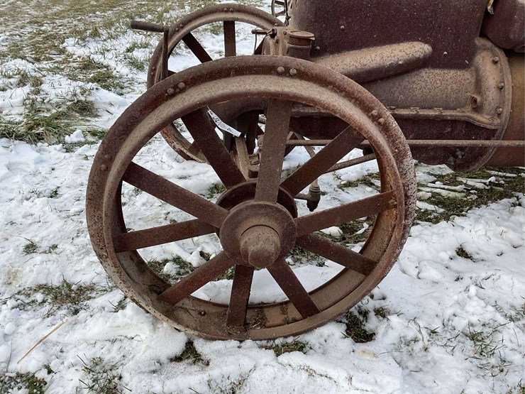 fordson-(usa)-parts-tractor-image-17