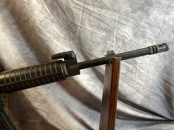 #10140-•-smith-&-wesson-m&p-15-sport-,-556-nato-semi-auto-rifle,-sn:-tv72678-image-4