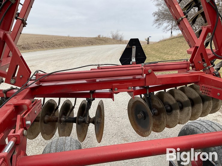 case-ih-3950-image-14