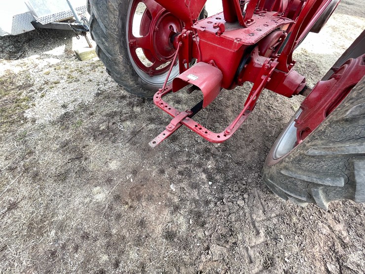 #122-•-ih-mccormick-farmall-tractor-(fremont,-wi)-image-22