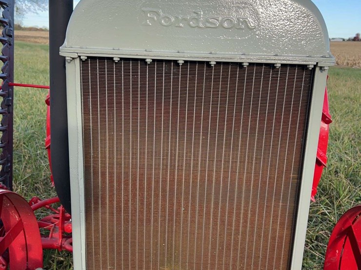 1922-fordson-tractor-image-9