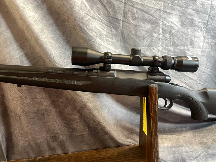 #10143-•-savage-arms-axis-,-30-06-sprg-bolt-action-rifle,-sn:-h625778-image-9