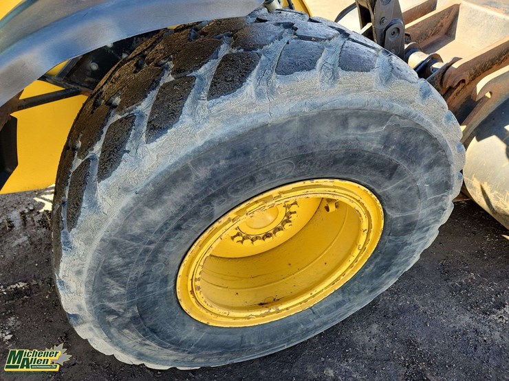 2005-caterpillar-924g-image-29