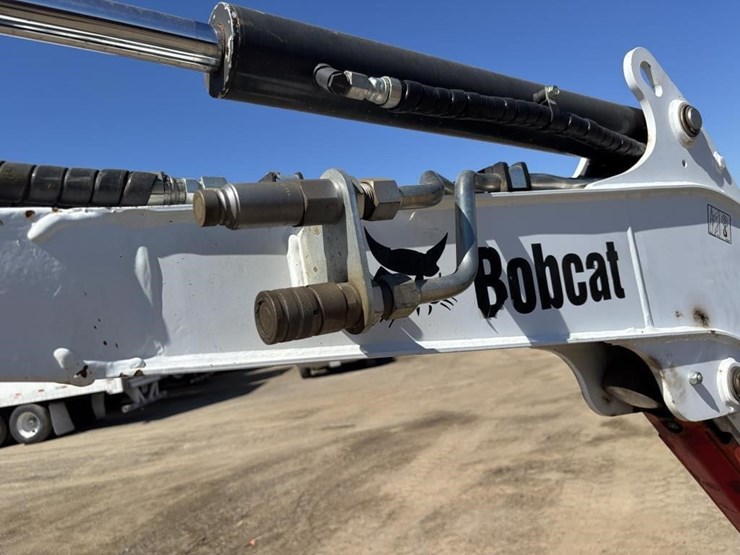 2020-bobcat-e26-image-15
