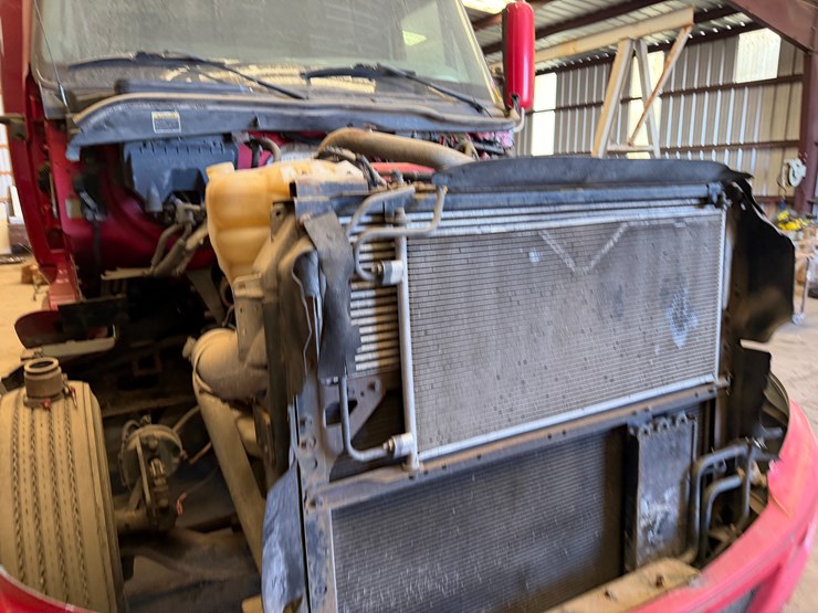 2014-international-prostar-image-43