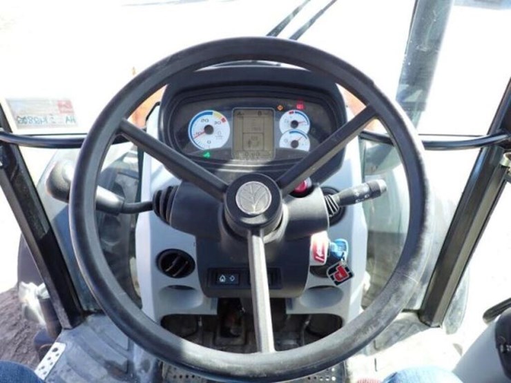 2014-new-holland-t4.75-image-12