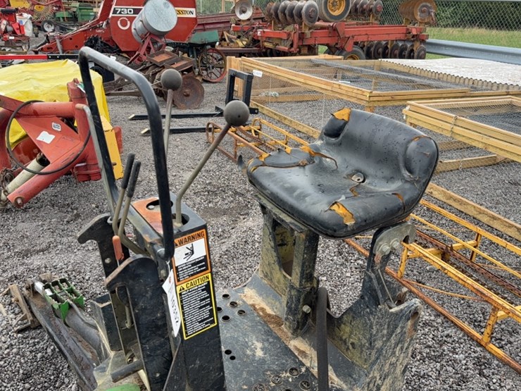 john-deere-448-image-5