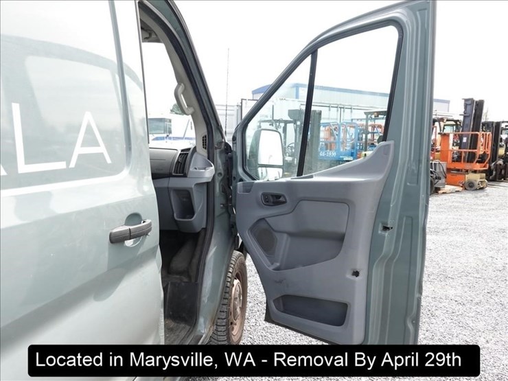 2015-ford-transit-image-24