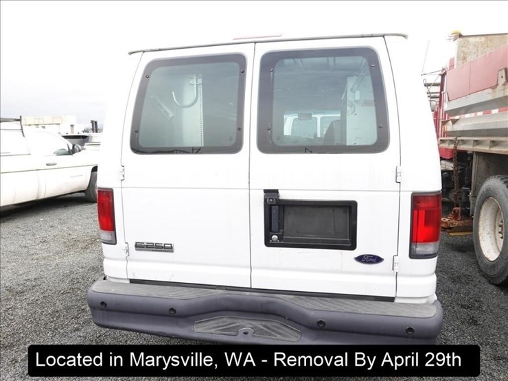 2007-ford-e250-image-13