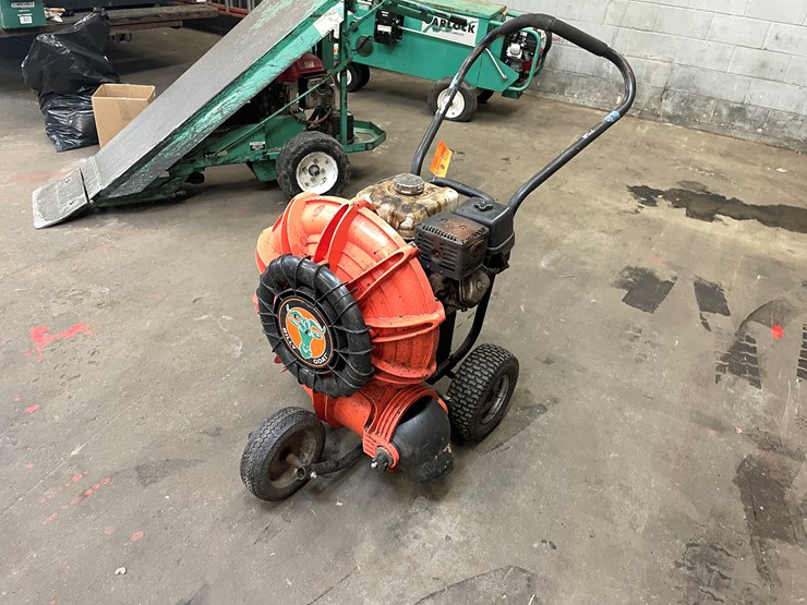 #2533-•-billy-goat-walk-behind-blower-(columbia-heights,-mn)-image-1