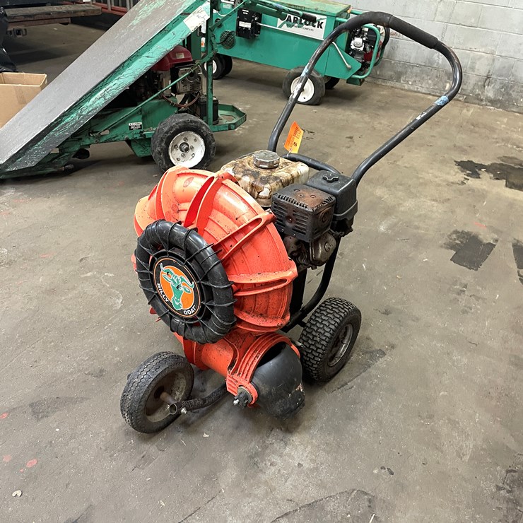 #2533 • Billy Goat Walk Behind Blower (Columbia Heights, MN)