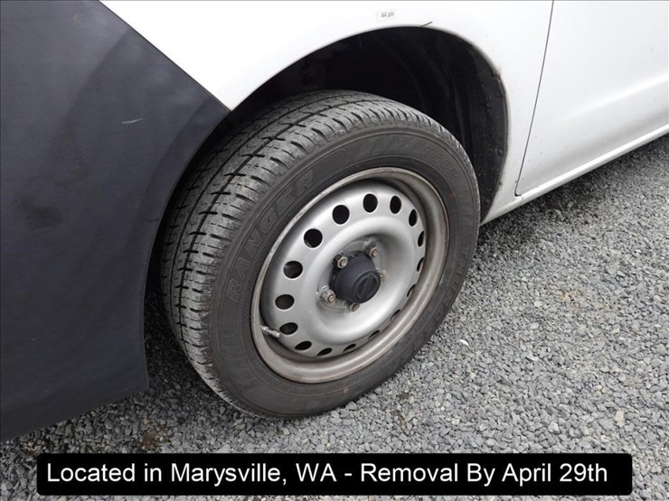 2017-nissan-nv200-image-10