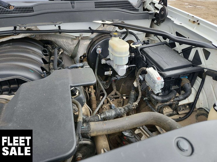 2014-chevrolet-silverado-1500-image-33