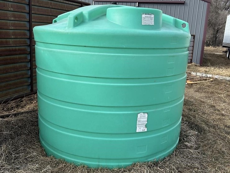1550-poly-water-tank-image-3