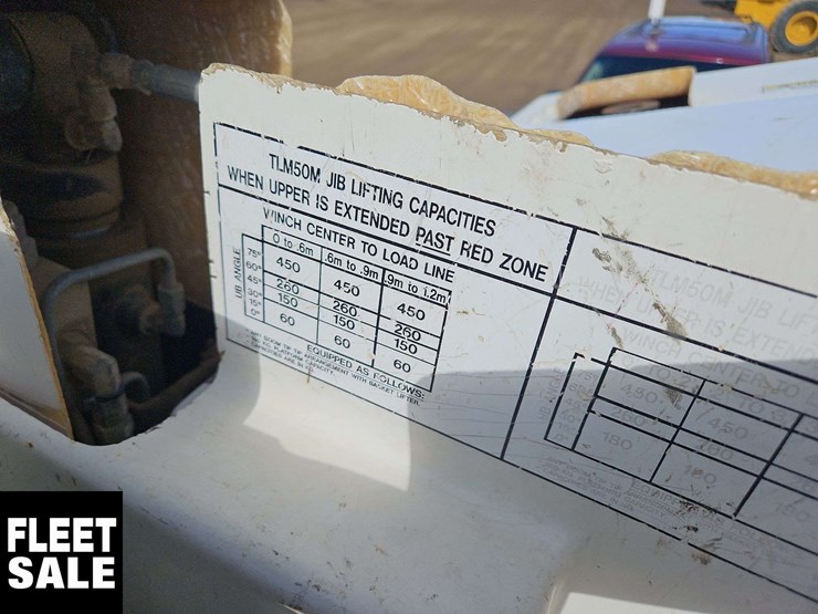 2020-freightliner-m2-106-image-48