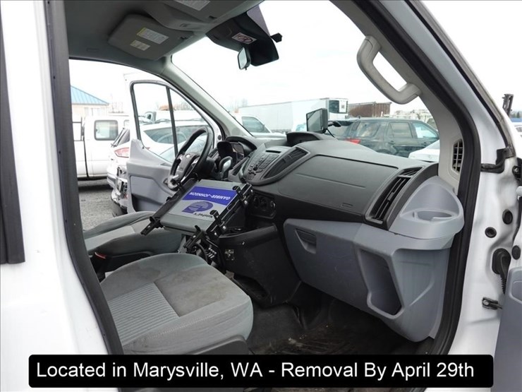 2015-ford-transit-image-2