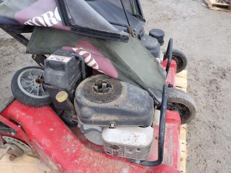 qty-of-(2)-toro-commercial-24-in.-push-mower(s)-image-8