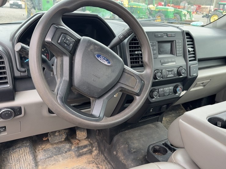 2018-ford-f150-image-19