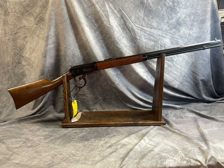 #10135-•-winchester-94-canadian-contonnial,-30-30-win-lever-action-rifle,-sn:-19557-image-1