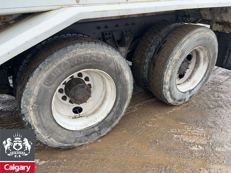 2017-international-workstar-7400-image-10