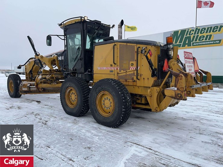 2011-caterpillar-140m-image-3