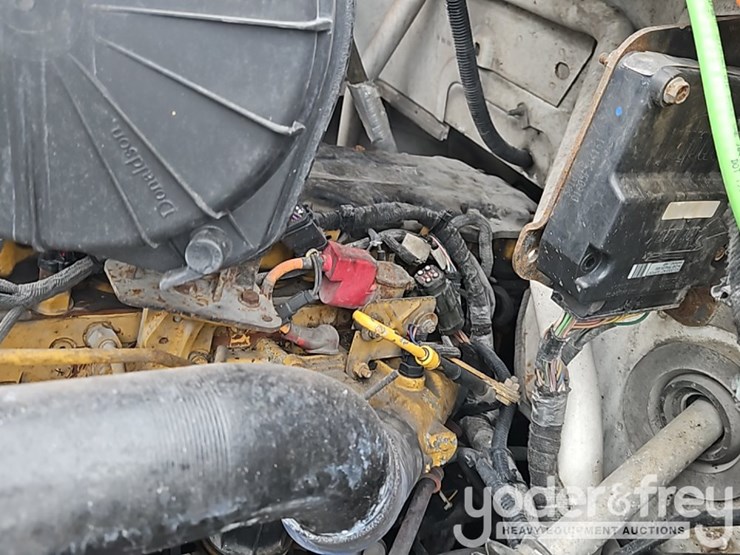 2006-ford-f750-image-28