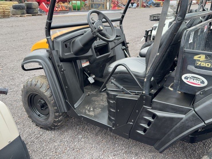 2012-cub-cadet-volunteer-image-12