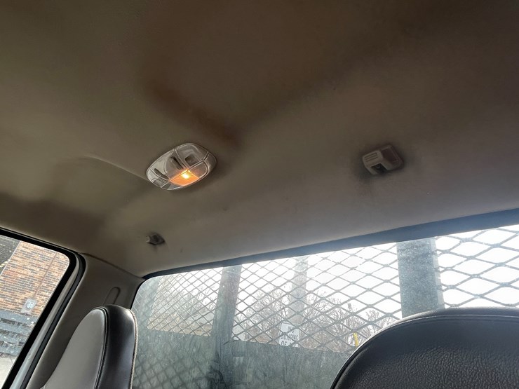 2009-ford-f550-image-35