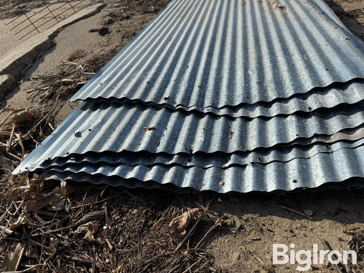 wire-gates-&-barn-tin-image-17