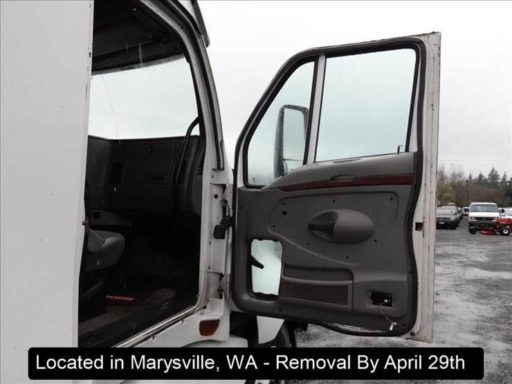 2006-kenworth-t2000-image-6