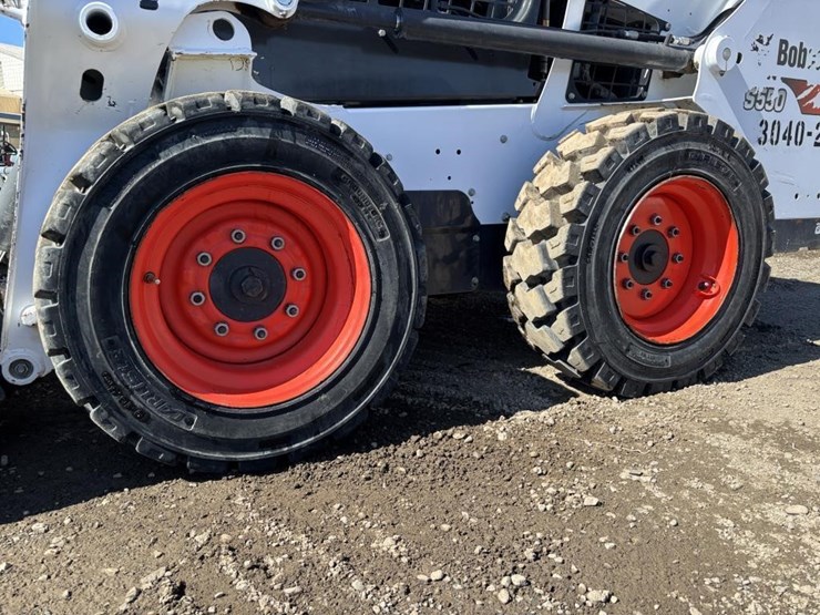 2020-bobcat-s550-image-14