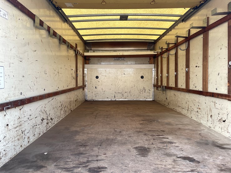 2008-ford-e350-image-24