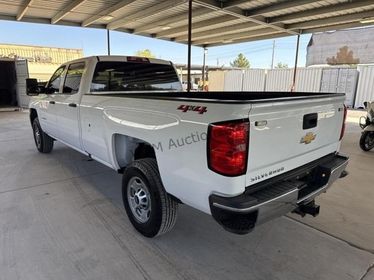 2019-chevrolet-silverado-2500hd-image-6