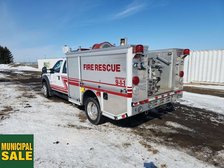 2005-ford-f550-image-3