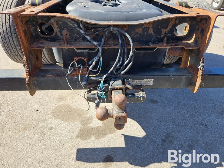 2011-dodge-ram-3500-image-16