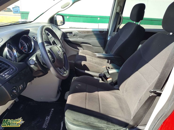 2013-dodge-grand-caravan-se-image-9