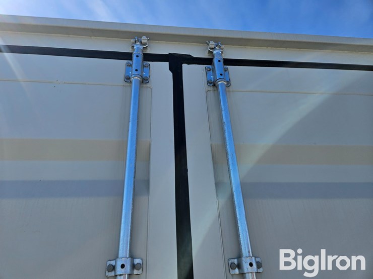 2025-massey-ferguson-730-image-19