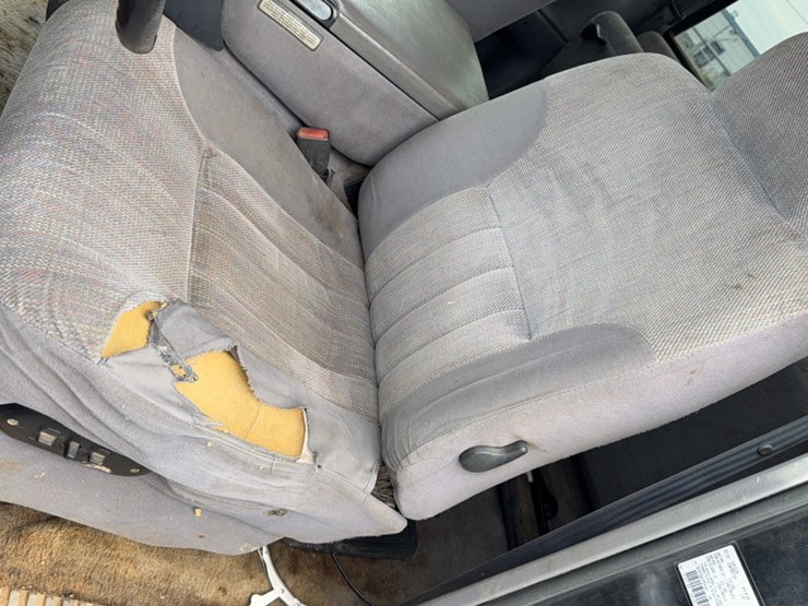 1997-dodge-ram-2500-image-19