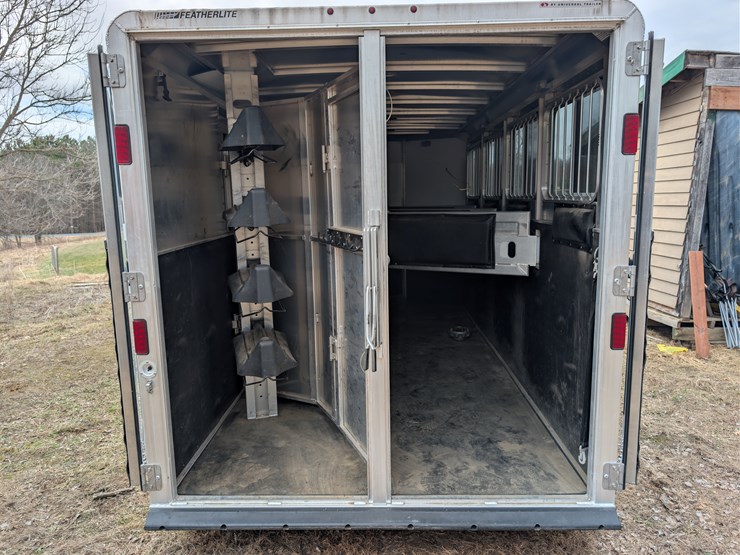 #282-•-2015-featherlite-29'-aluminum-gooseneck-horse-trailer-(wi-title)-(ridgeland,-wi)-image-31