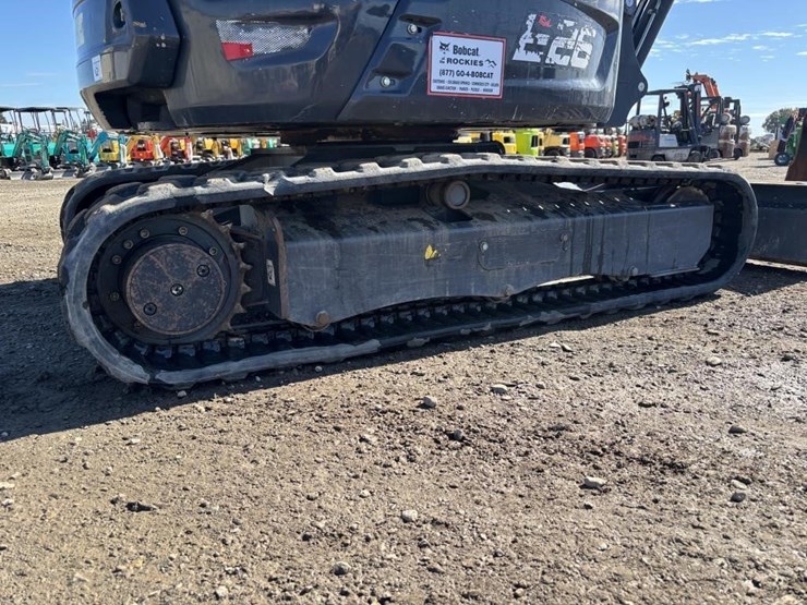 2020-bobcat-e26-image-22