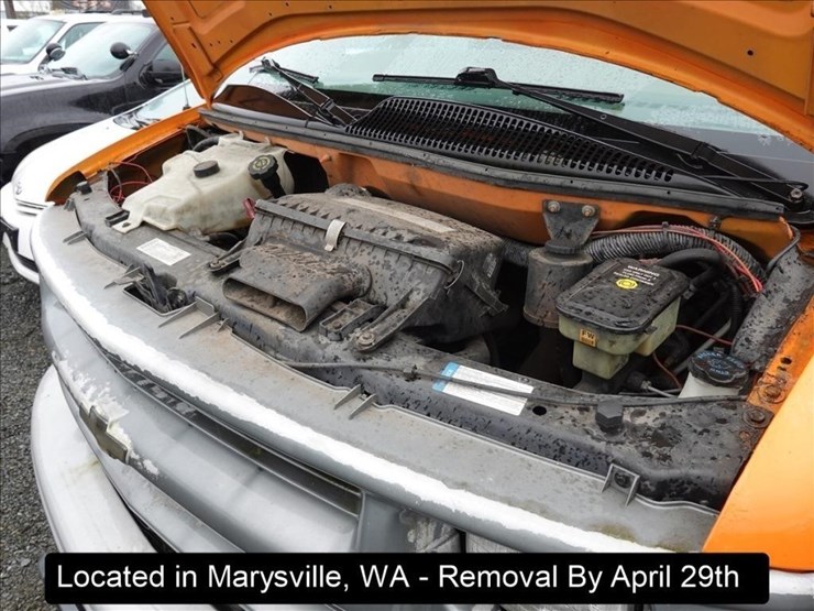 2001-chevrolet-3500-image-17