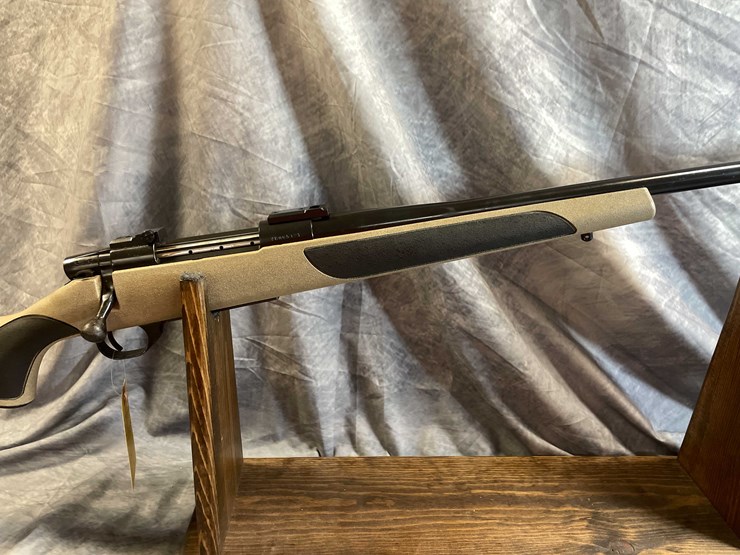 #10137-•-weatherby-vangaurd,-7mm-rem-mag-bolt-action-rifle,-sn:-vb065127-image-3
