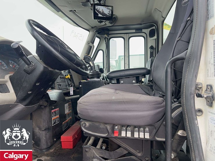 2017-international-workstar-7400-image-13