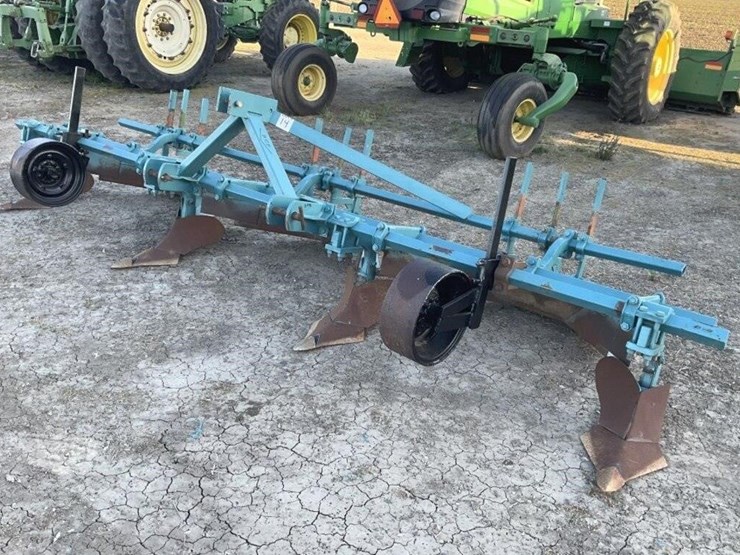 custom-3-pt-3-row-60"-furrow-bar-image-1