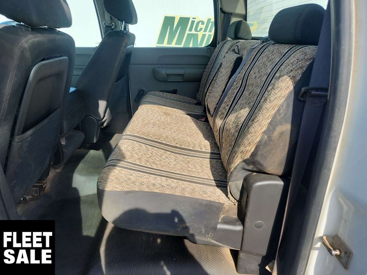 2013-chevrolet-silverado-1500-image-11