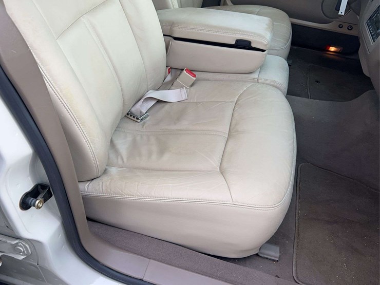 2005-lincoln-town-car-image-64