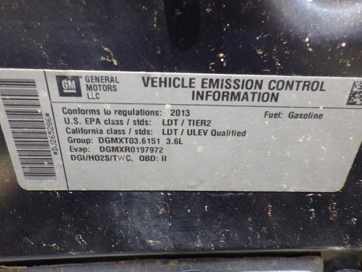 2013-gmc-acadia-image-12