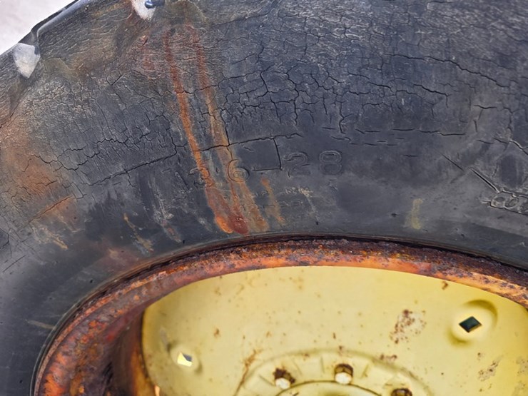 1960-john-deere-435-image-28