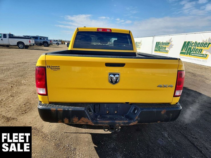 2019-ram-1500-classic-image-9