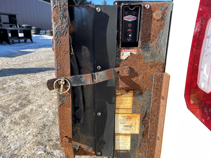 dodge-ram-3500-image-29